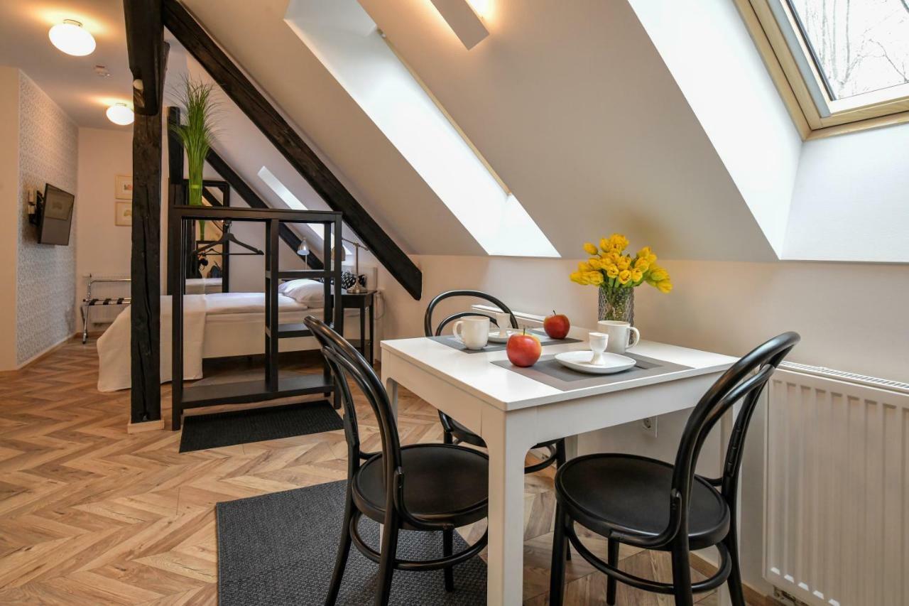 Vila Selena Ljubljana Luaran gambar