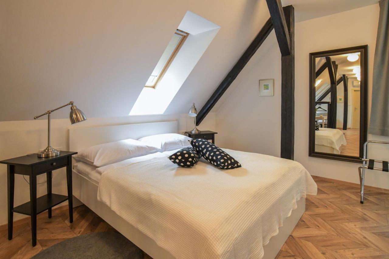 Vila Selena Ljubljana Luaran gambar