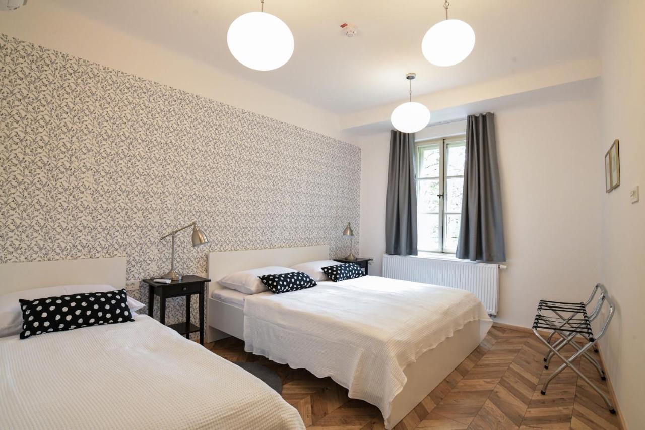 Vila Selena Ljubljana Luaran gambar