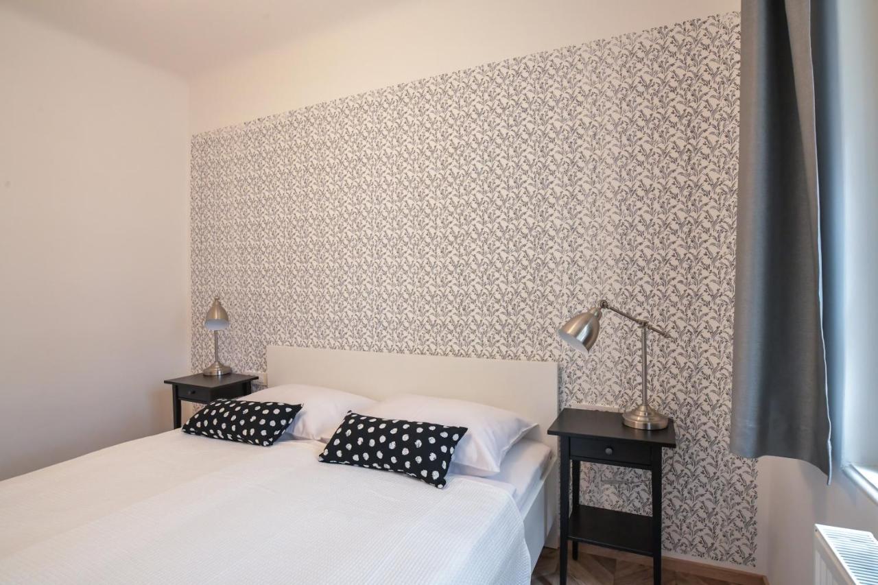 Vila Selena Ljubljana Luaran gambar