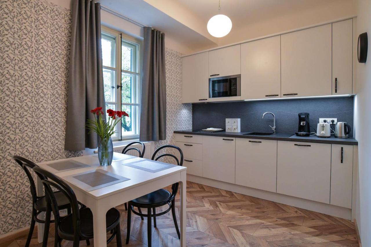 Vila Selena Ljubljana Luaran gambar